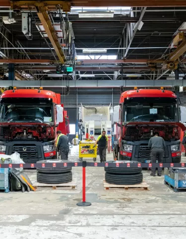 Renault Trucks Circular Economy_Used Parts Factory